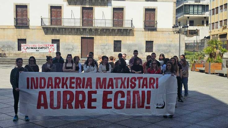 Basauriko hilketa matxista salatu dute