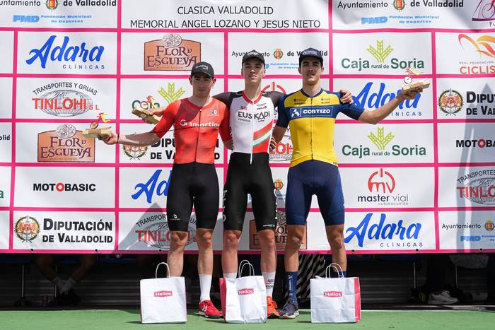 Aitor Agirre podiumean, Valladoliden jokatu duten Espainiako Kopan