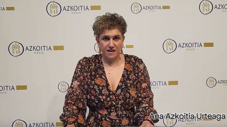 Ana Azkoitia alkateak parte hartu du Bizenta Mogelen 'Ipui onac' lanaren irakurraldi jarraituan