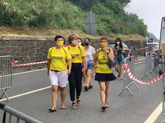Zaleek bertatik bertara jarraitu dute Zarauzko Ikurrinaren lehen jardunaldia