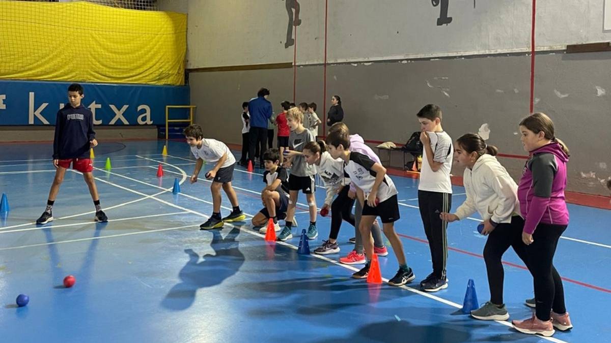 Zabaldu dute datorren urteko Eskola Kirolean eta Kirolaz Jostan izena emateko epea