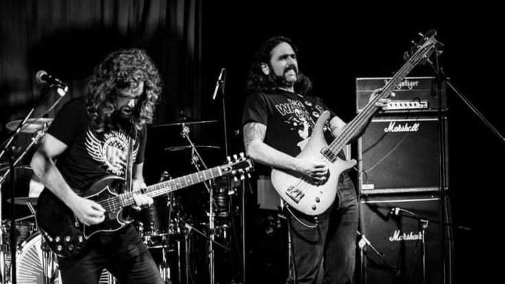 Heavy metal doinuek Sanagustingo publikoa astindu dute