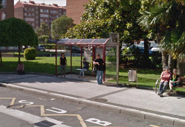 Zumaiako Etxezarretako geltokian ez da autobusik geldituko hiru egunez, astelehenetik aurrera
