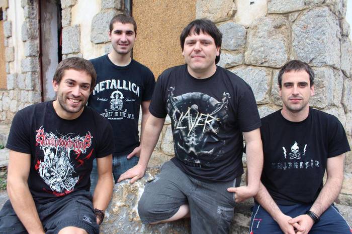 Human: «Kanpoan esan izan digute euskarak baduela metalerako soinu berezi bat»