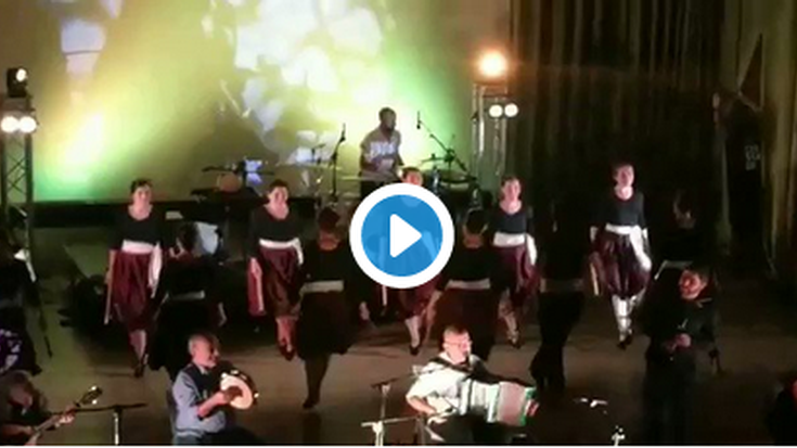 Bideoa: Jalgi dantza taldea Korrontzi Benefic emanaldian