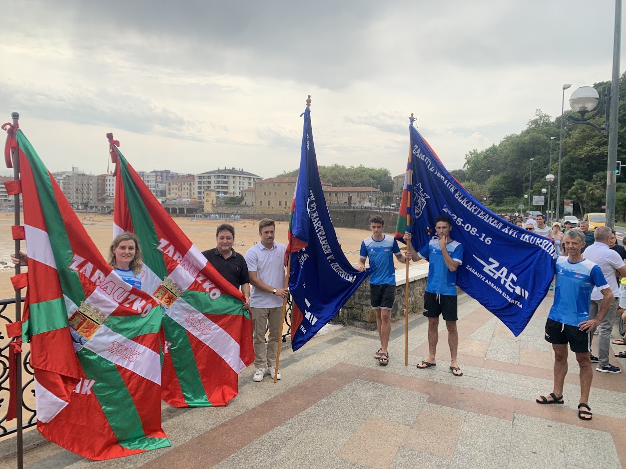 Arraunaren hiriburu bihurtuko da Zarautz datorren asteburuan