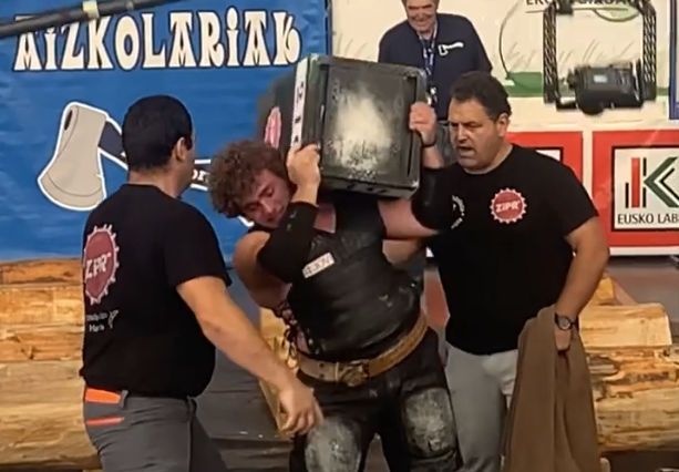 Imanol Royo 'Lartain'-ek marka berria jarri du, 17 urterekin 210 kilo jasota