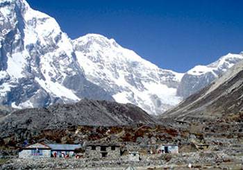 Valle del Rolwaling-Nepal proiektuari eman diote Joxe Takolo Beka