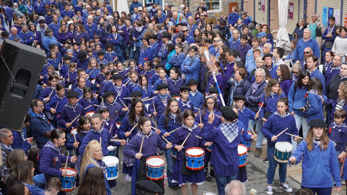 San Telmo jaietako haurren danborrada, bideoan