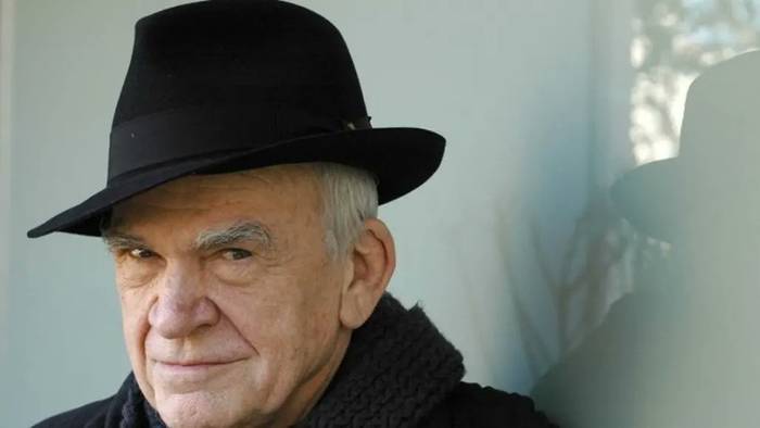 Milan Kundera idazleari eskainiko diote gaurko Photomuseumeko saioa