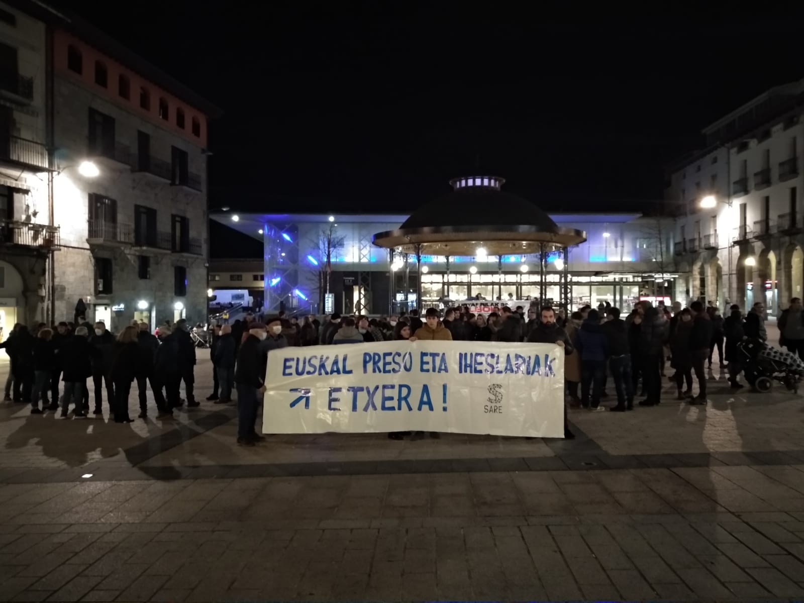 Bihar ez da hileko azken ostiraleko elkarretaratzerik izango