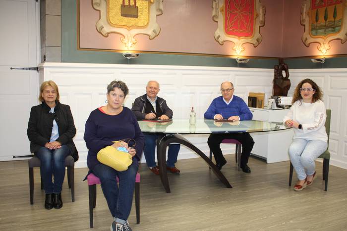 Azkoitiko Udalak hitzarmenak berritu ditu Caritasekin eta Odol Emaileen Elkartearekin