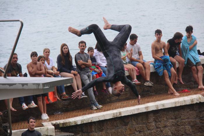 Arratsalde pasa ikusgarria Zarauzko moilan