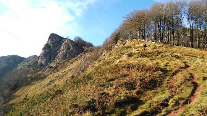 Baztango Auza mendia igoko dute Pagoetakoek larunbatean