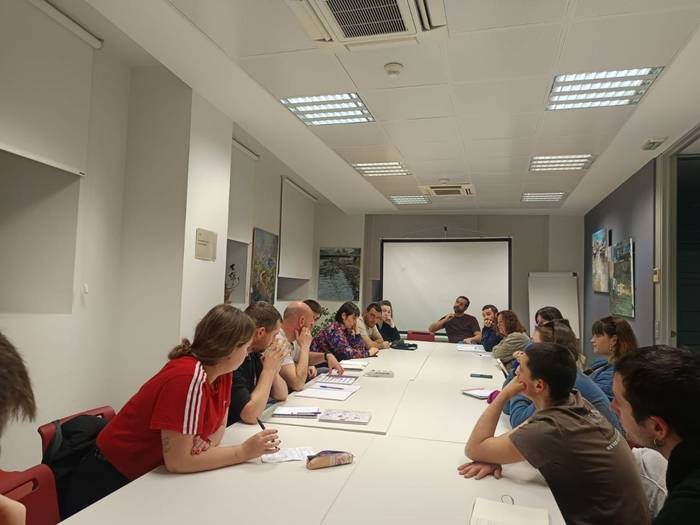 M17ko greba orokorrera deitzeko herri agerraldia egingo dute hilaren 14an