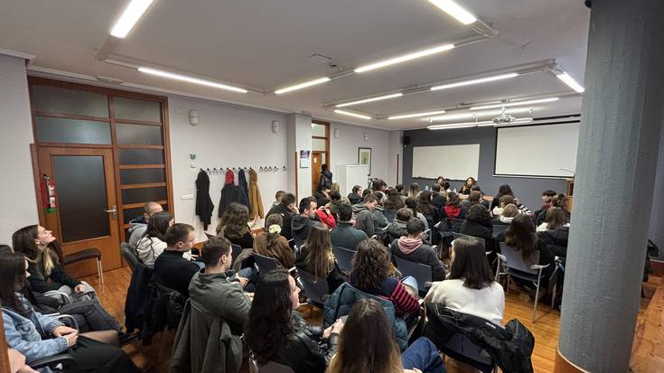 Faxismoari eta matxismoari kaleak hartuz erantzutearen garrantzia azpimarratu du Itaiak