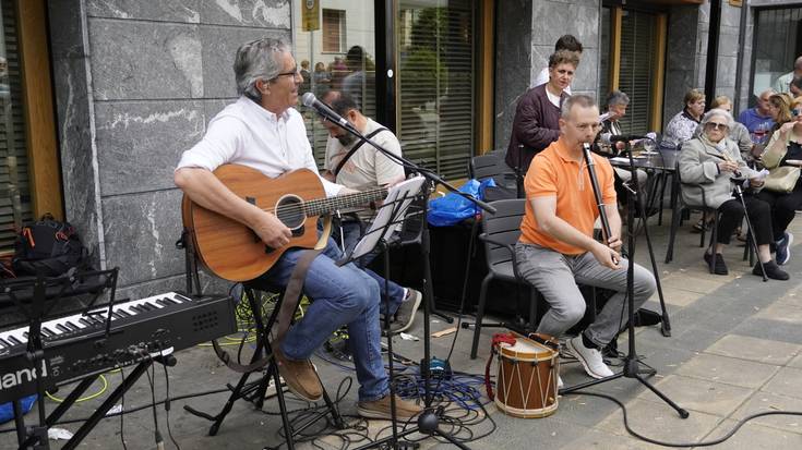 Batzoki eraberrituaren lehen urtemuga ospatu dute