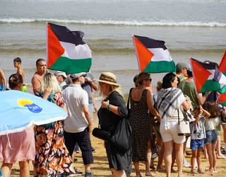 Hondartzaraino iritsi da Gazako herritarren aldeko protesta