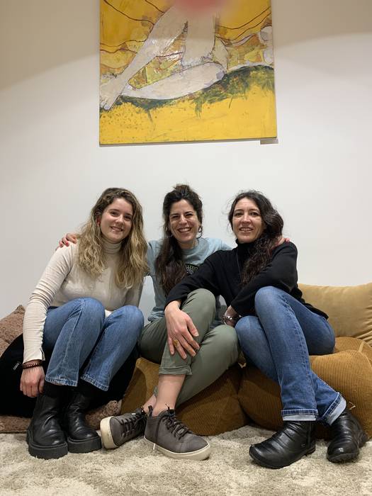 Sormenaren sarea ehuntzen