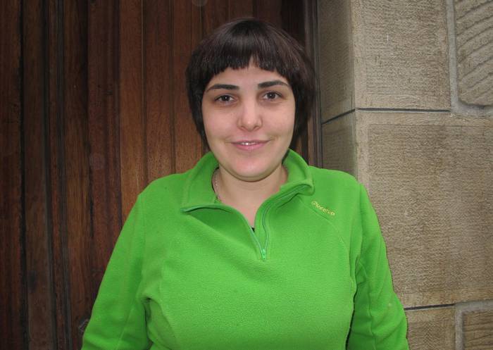 "Saharar lagun batek esan zidan haurrak ekartzeko jendea behar zutela eta berotu egin nintzen" - Arantxa Arrillaga