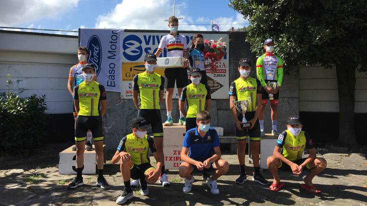 Vlad Rares, Xubane Garai eta Zatika taldea garaile Zumaia Sarian