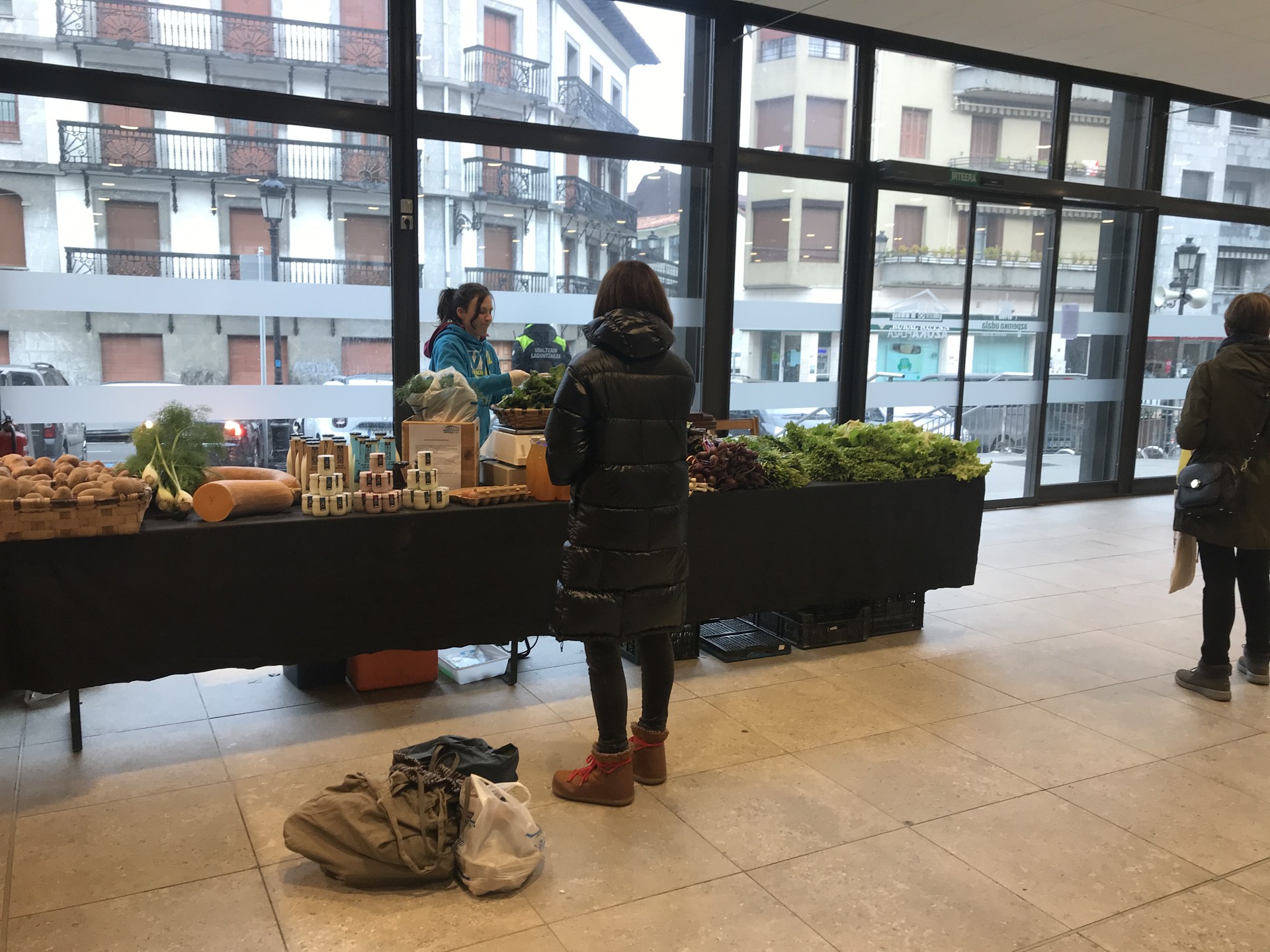 Astelehenean izango da datorren asteko azoka