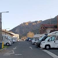 Estazioko autokarabanentzako aparkalekuaren ordenantzaz bilera irekia