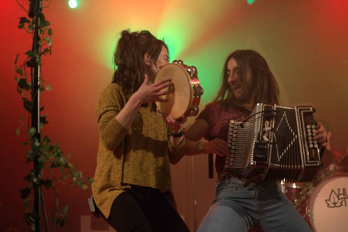 Azkoitian joko du azaroan Huntza musika taldeak