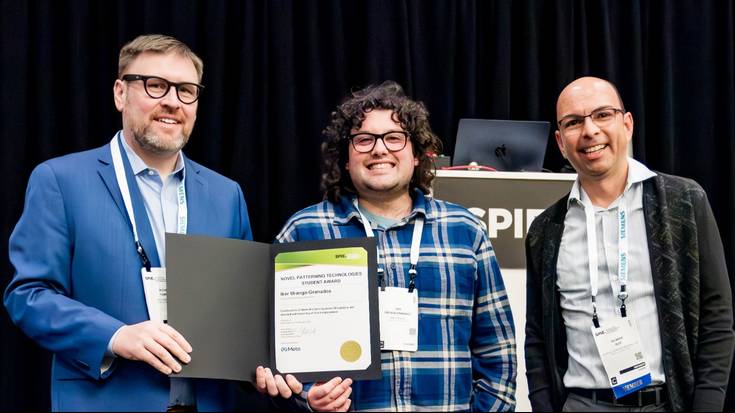 Iker Uranga: "Bizitza kuantikoa landu nahi dut, eskuekin ukitzeko moduan"