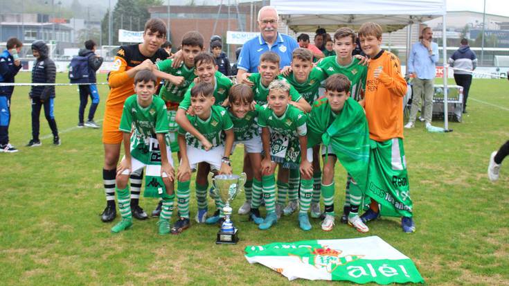 Betisek irabazi du 2010eko mutilen Domusa Teknik Azpeitia Cup txapelketa