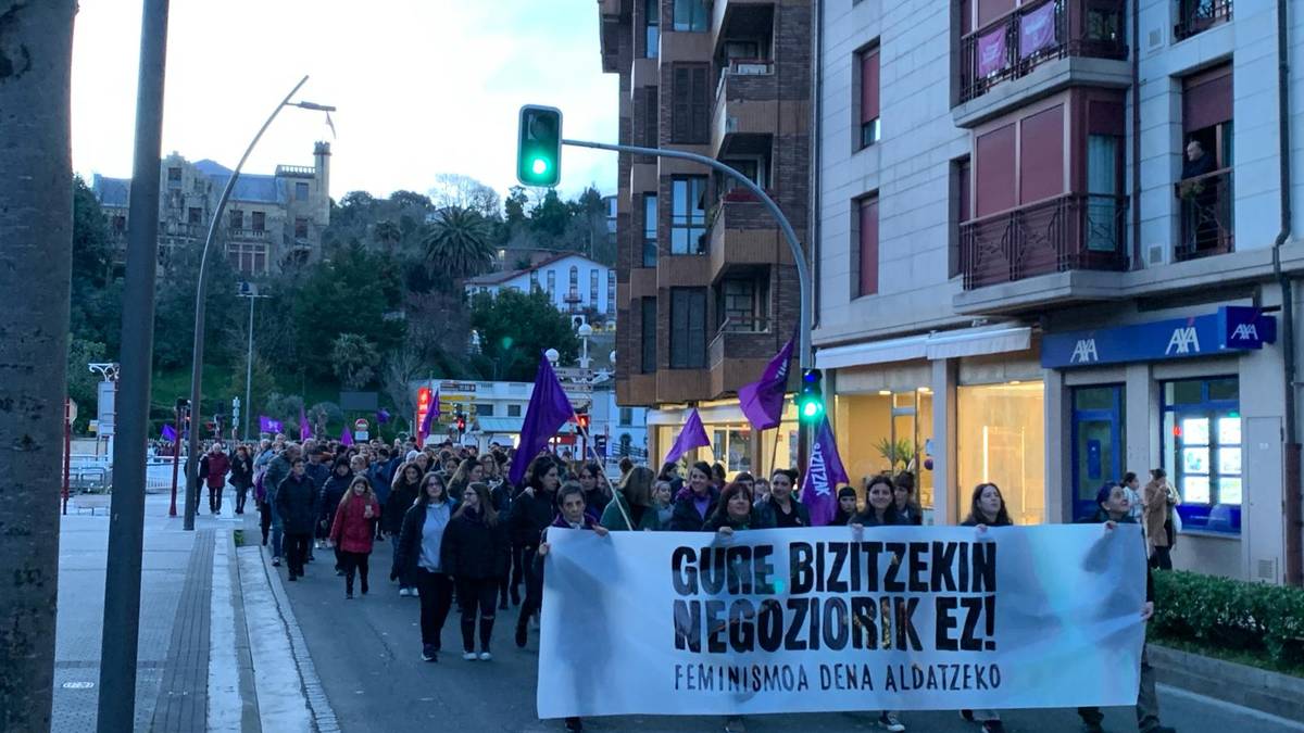 Feminismotik eraikitako mundu berri bat aldarrikatuko du igandeko manifestazioak