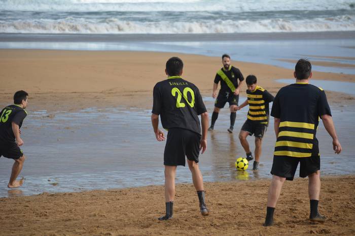 Hasi da Hondartzako 75. Futbol Txapelketa