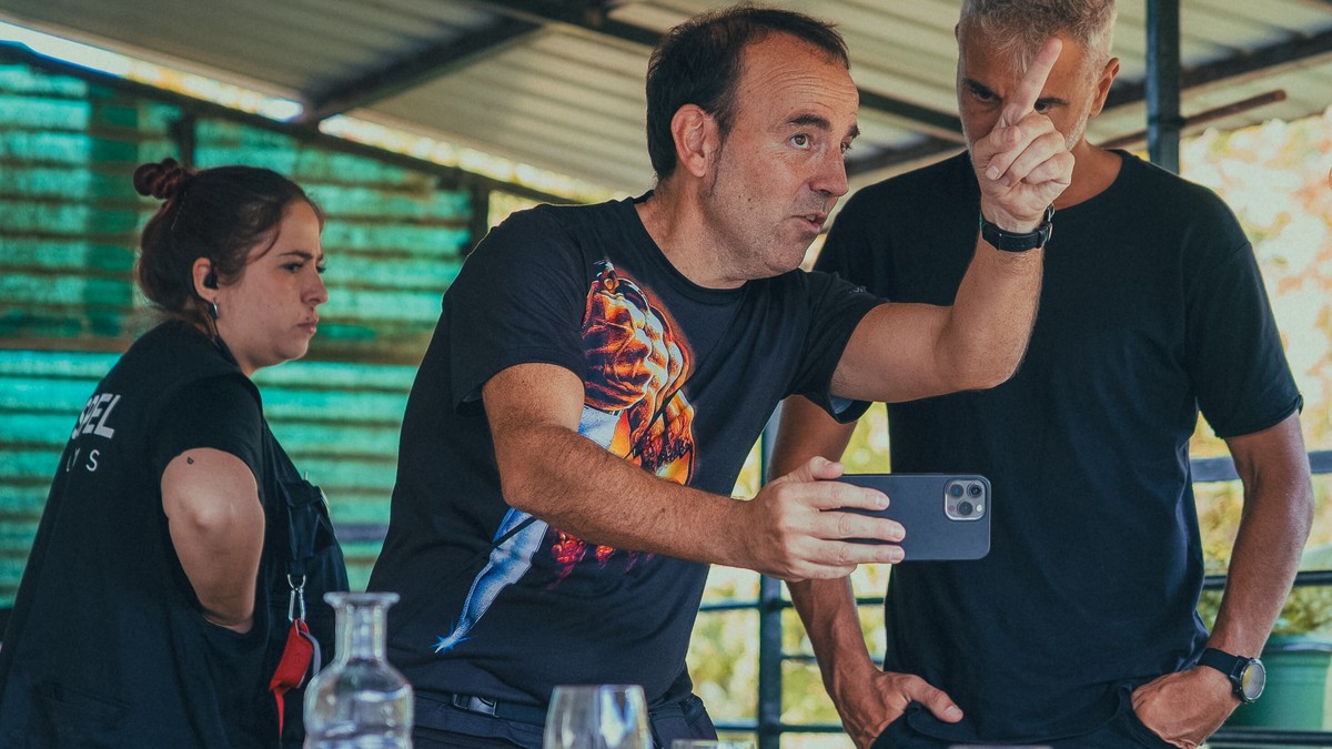 'Jose Orbegozo hemen bizi al da?' dokumentalaren proiektura batu da Ospel Films