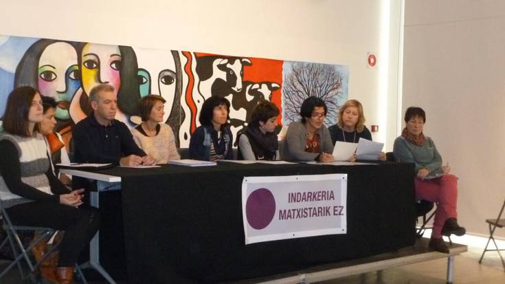 "Oraindik badira indarkeria matxistari aurre egiten ausartzen ez diren emakumeak"