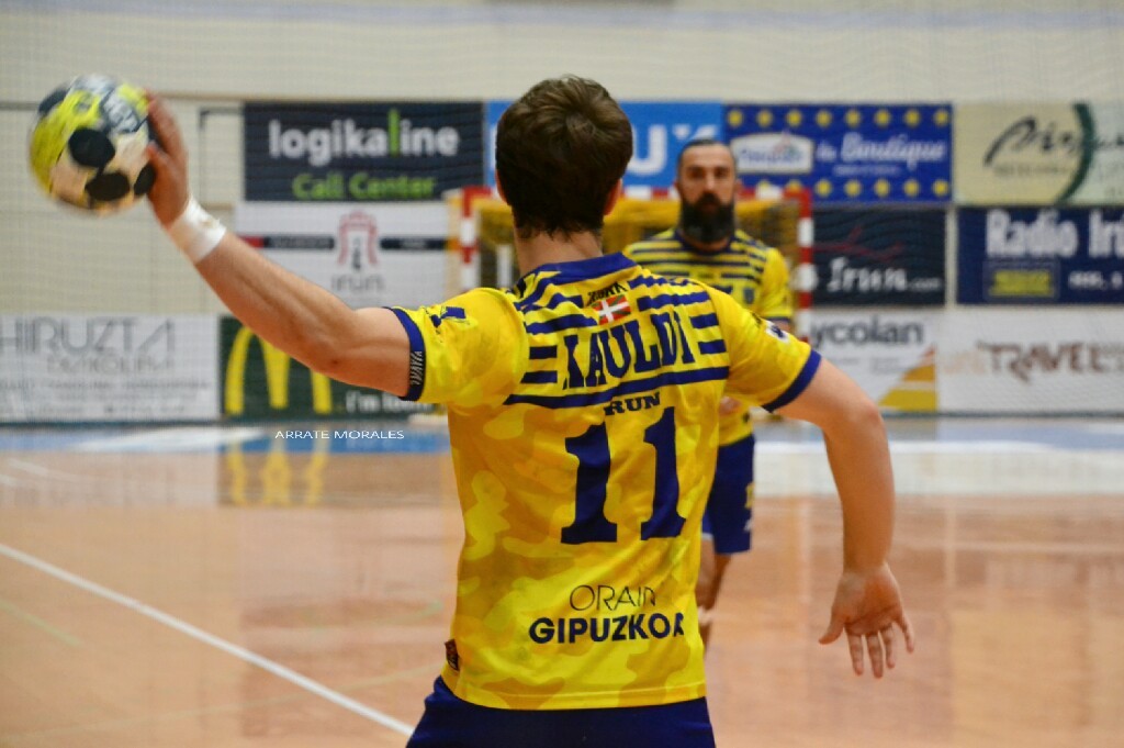 Asobal ligako debutaririk onena izendatu dute Kauldi Odriozola