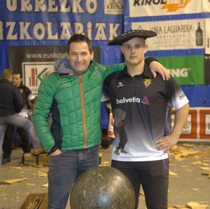 Errota Harrian lehiatuko dira Urra eta Xabat Olaizola