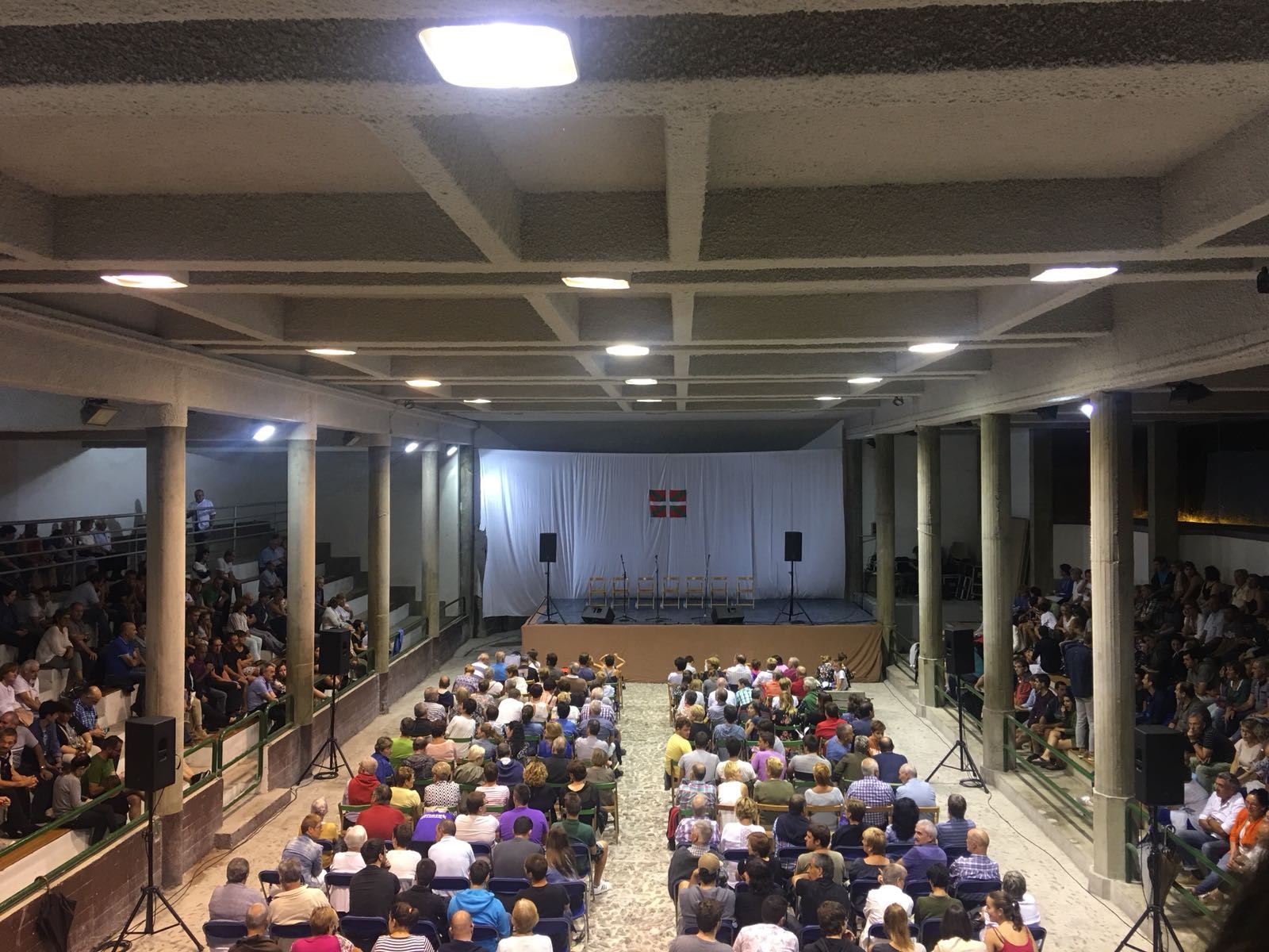 Bertso jaialdia izango da gaur gauean, festen egitarauaren barruan