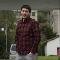 Hitzaldia: 'Esnatu ala hil'