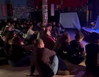 Sexu-genero disidenteek pairatzen dituzten gizarte hersturez jardungo dute gaur Gaztetxean