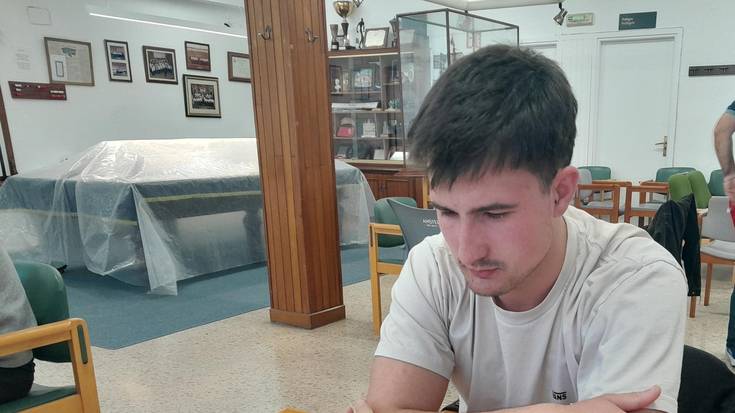 Preferente Mailako taldeak maila galdu du