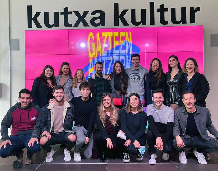 Azkoitiko 'K-baret' antzezlanak eszenaratze onenaren saria irabazi du Donostiako 32. Gazteen Antzerki Topaketan