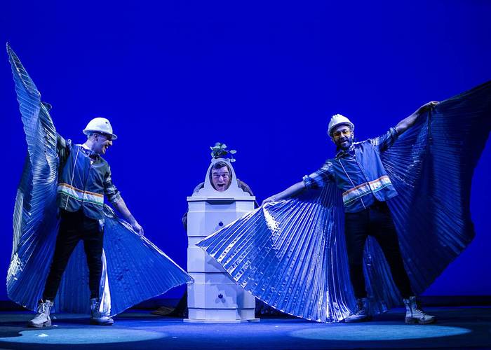 Antzerkia: 'Greenpiss, un desmadre eco-ilógico'
