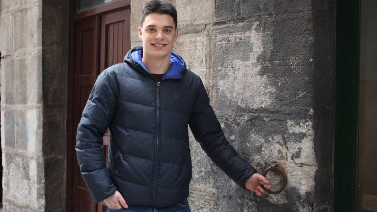 Mikel Olarte: "Gustatu egiten zait korrika egitea, zezenaren aurrean ibiltzea"