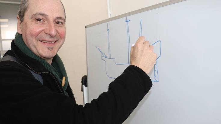 Xabier Alberdi: "Aldarrikatu beharra dago itsasoa izan dela harreman bide nagusia"