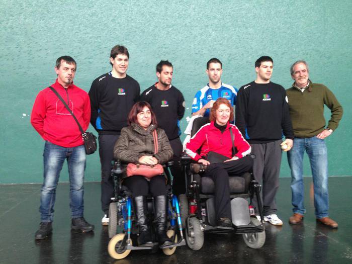 Alboko esklerosia dutenen aldeko pilota jaialdia izango da gaur Zarautzen