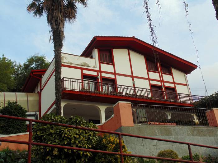  Siriako errefuxiatuen harreran laguntzeko lehen pausoak ematen hasi dira