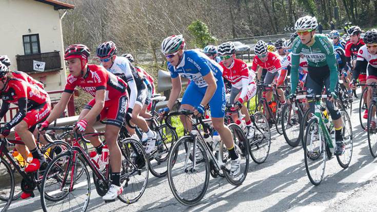 Euskal Herriko txirrindularitzari buruzko solasaldia antolatu du Kirolazblai elkarteak