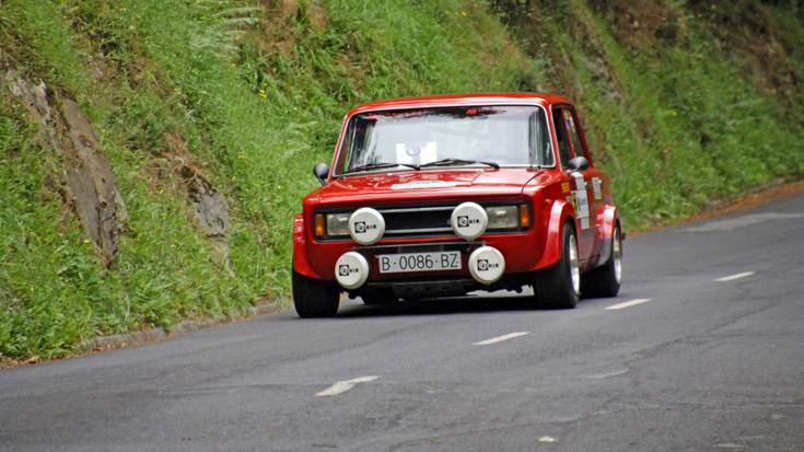 Marka guztiak hautsita dator auto klasikoen XVIII. Azpeitia Hiria Rallya