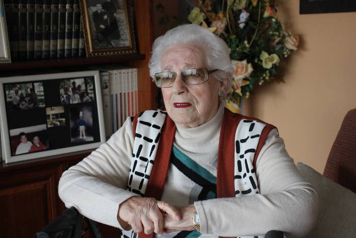 Miren Osa: "44 urte egin nituen borrokan zentzu guztietan, bai lanean, bai gainontzean"