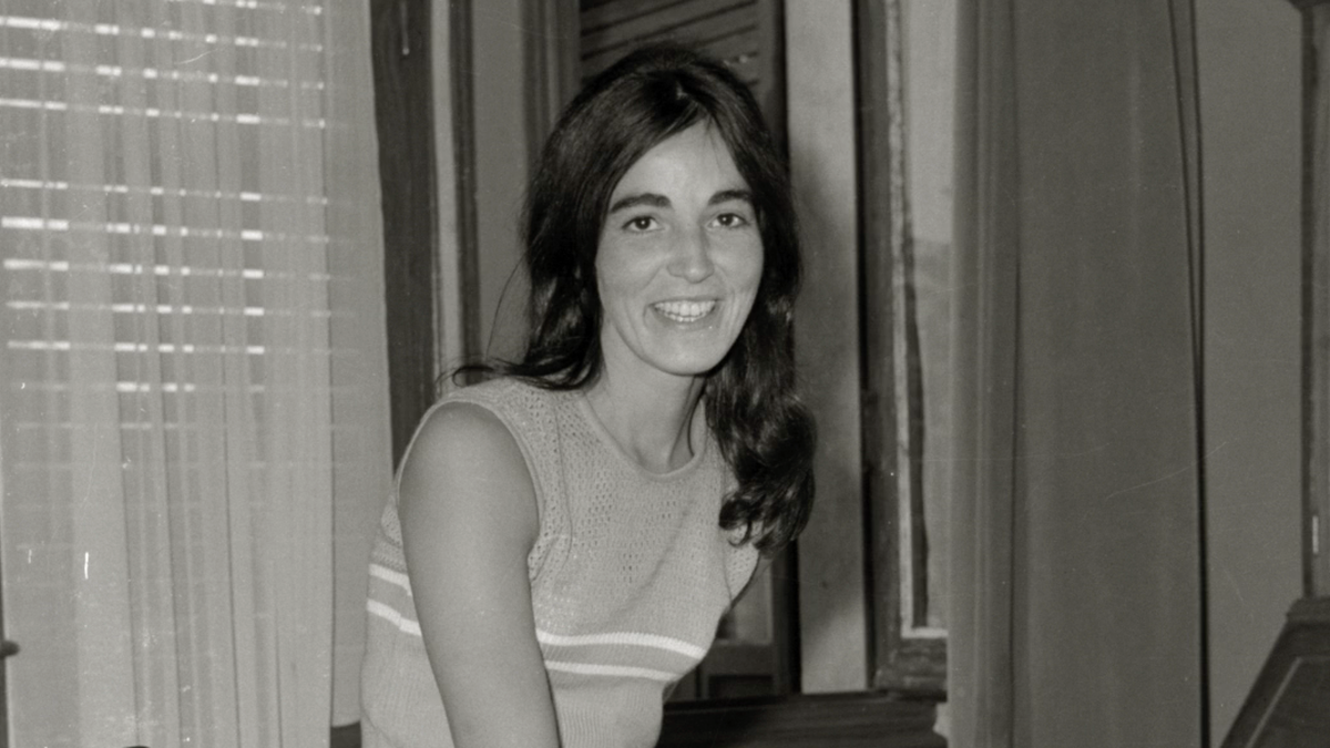 'Lourdes Iriondo, ahots mezulari' hitzaldi musikatua, bihar arratsalderako